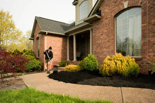 How long does mulch last in South Bend, IN